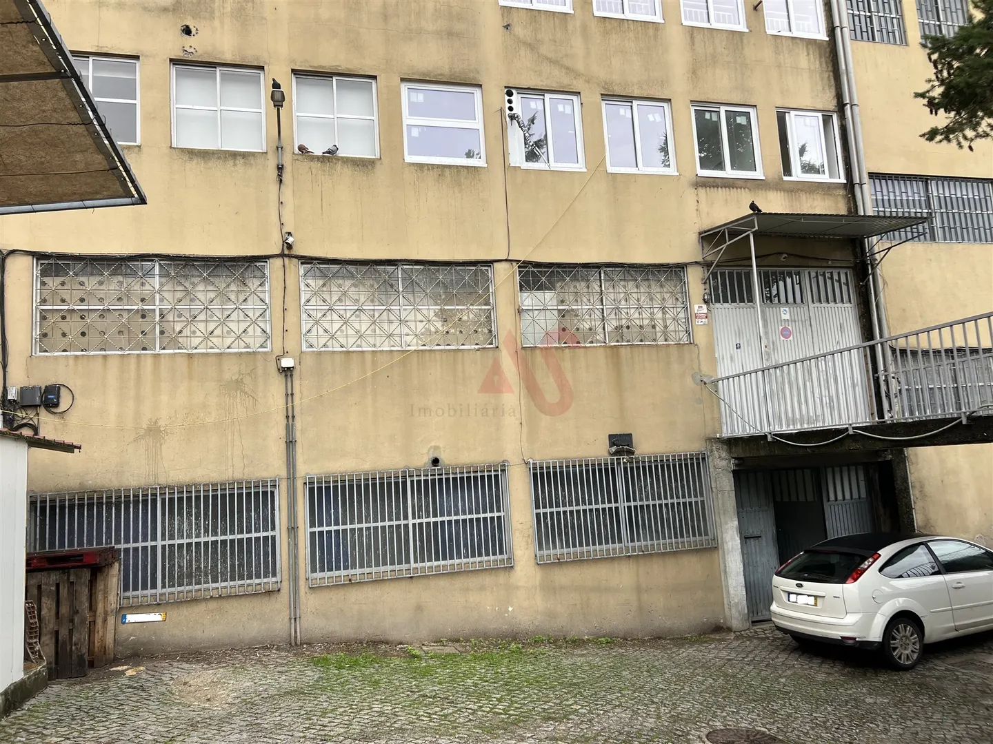 Armazm T0 - Caldas de Vizela, Vizela, Braga