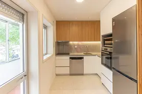 Apartamento T4 - Castelo da Maia, Maia, Porto