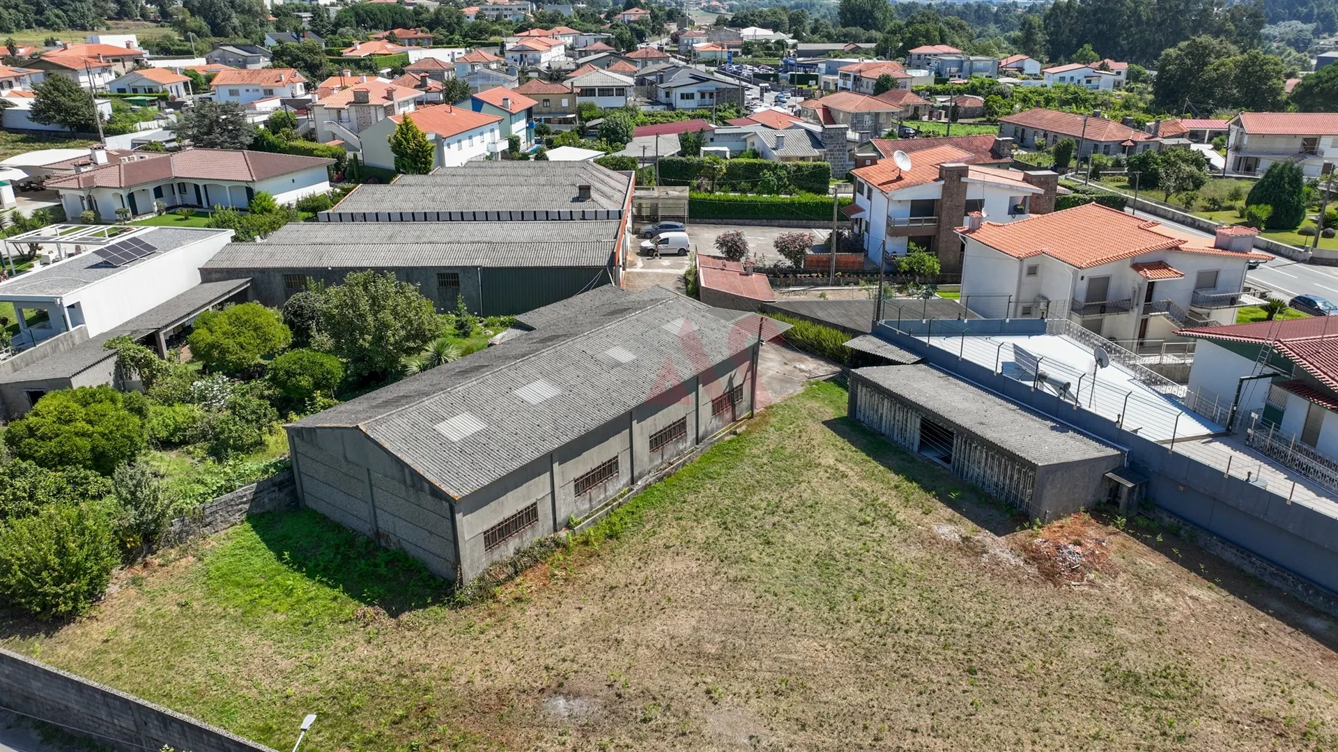 Armazm T0 - Lordelo, Guimares, Braga - Miniatura: 2/9