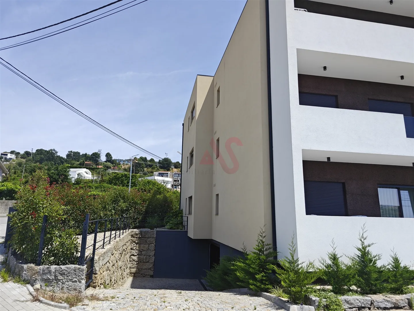 Garagem T0 - Caldas de Vizela, Vizela, Braga - Miniatura: 8/9