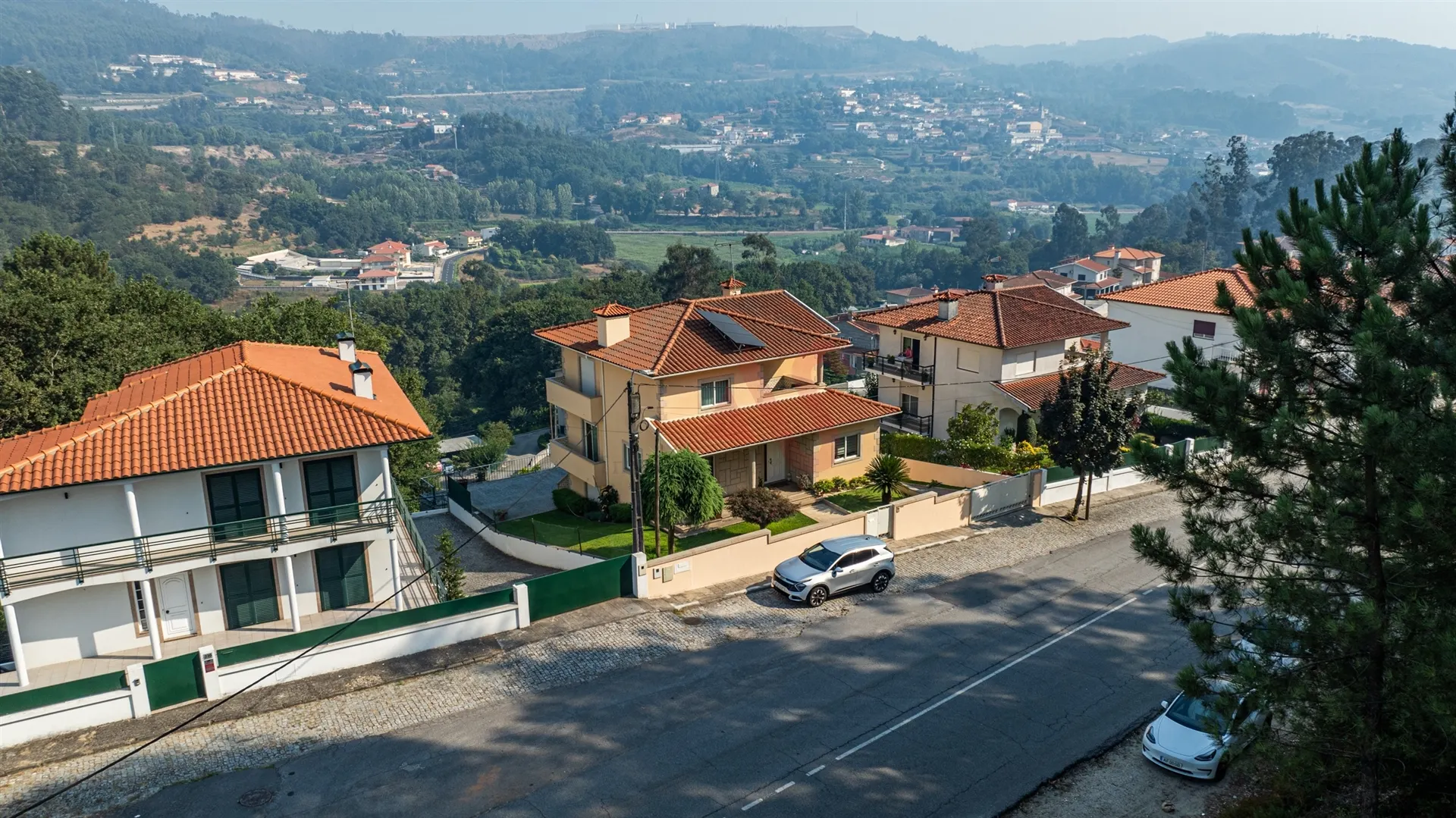 Moradia T4 - Tagilde, Vizela, Braga - Miniatura: 4/9