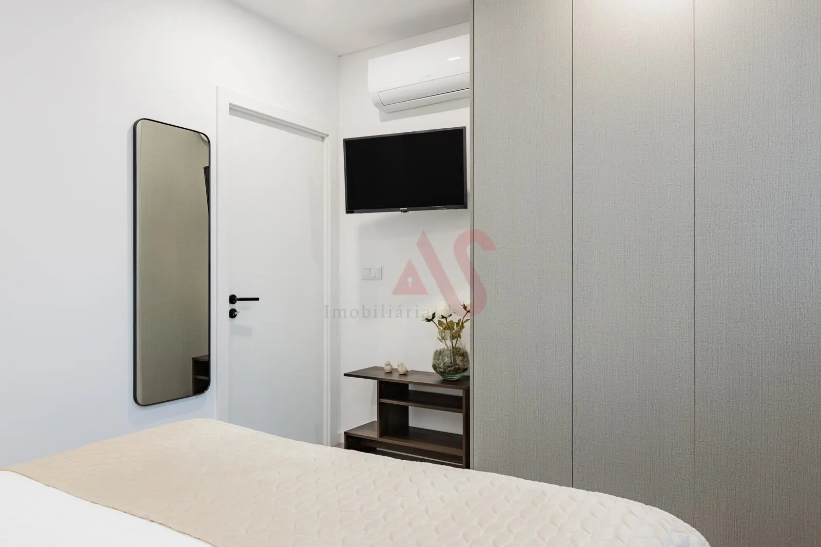 Quarto T1 - Ramalde, Porto, Porto - Miniatura: 2/9