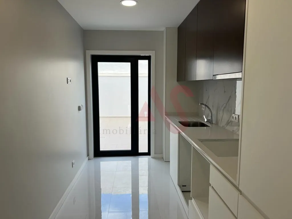 Apartamento T3 - Pvoa de Varzim, Pvoa de Varzim, Porto - Miniatura: 1/9