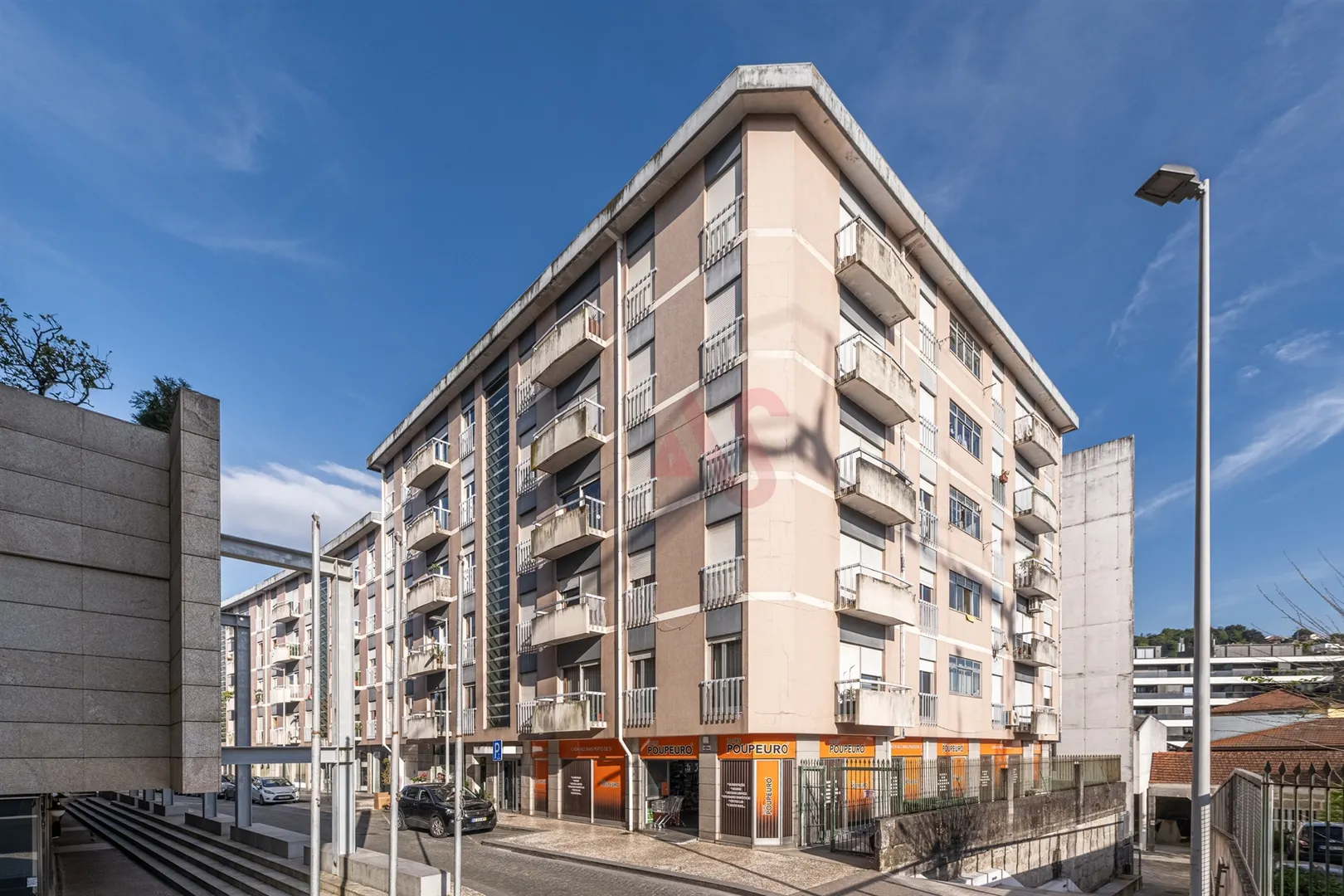 Apartamento T3 - Oliveira, So Paio e So Sebastio, Guimares, Braga