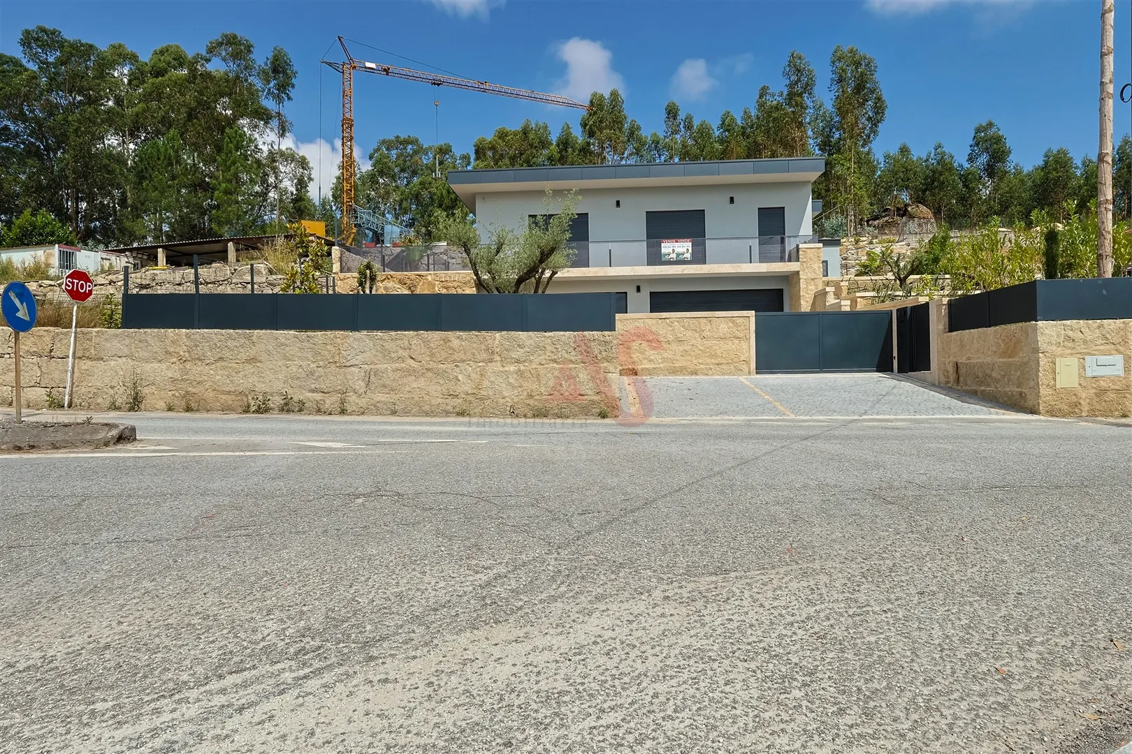 Moradia T3 - Lordelo, Guimares, Braga