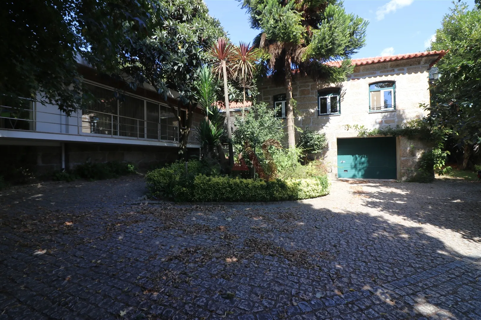 Moradia T4 - Infias, Vizela, Braga - Miniatura: 2/9