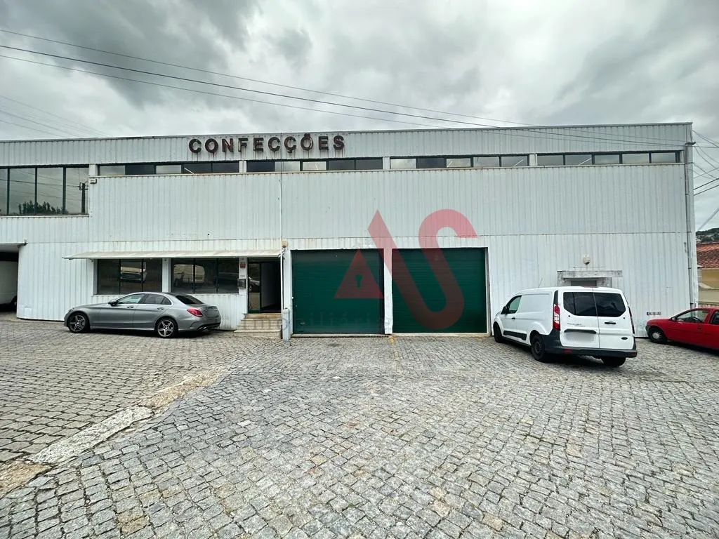 Armazm T0 - Nespereira, Guimares, Braga