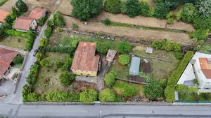 Moradia T3 - Mogege, Vila Nova de Famalic�o, Braga