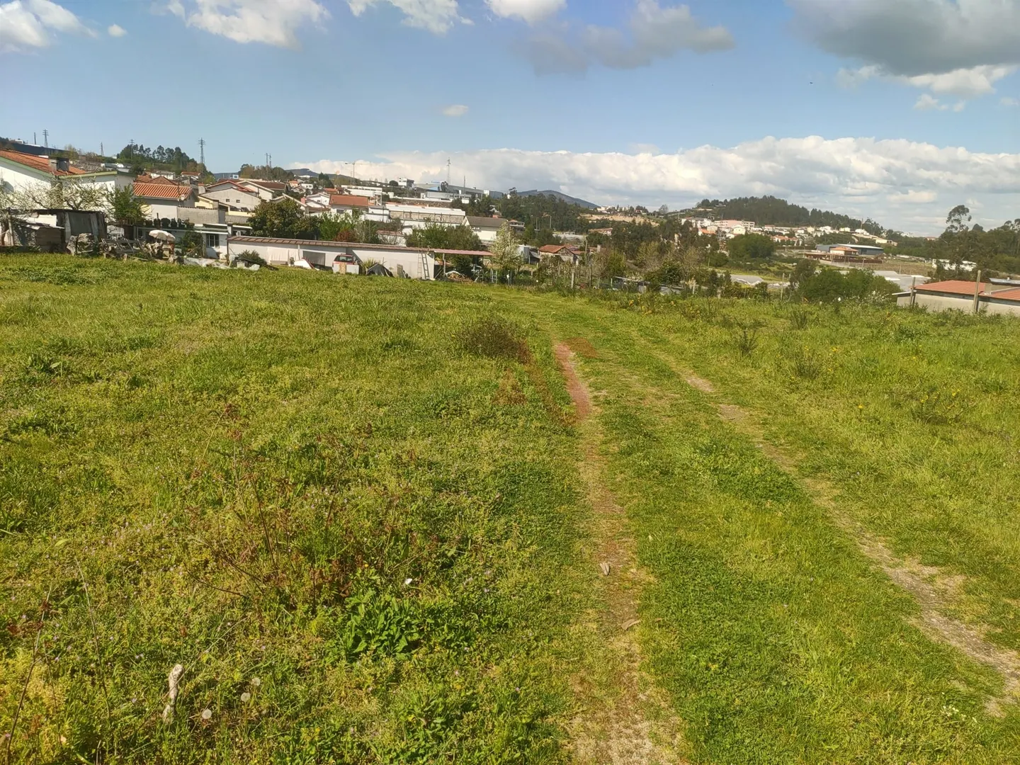 Terreno Urbano T0 - Nespereira, Lousada, Porto - Miniatura: 7/9
