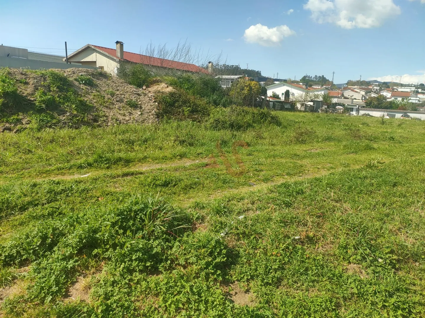 Terreno Urbano T0 - Nespereira, Lousada, Porto - Miniatura: 8/9