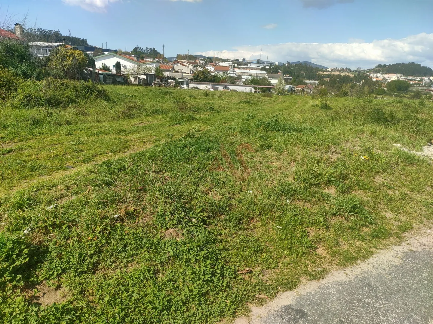Terreno Urbano T0 - Nespereira, Lousada, Porto - Miniatura: 9/9