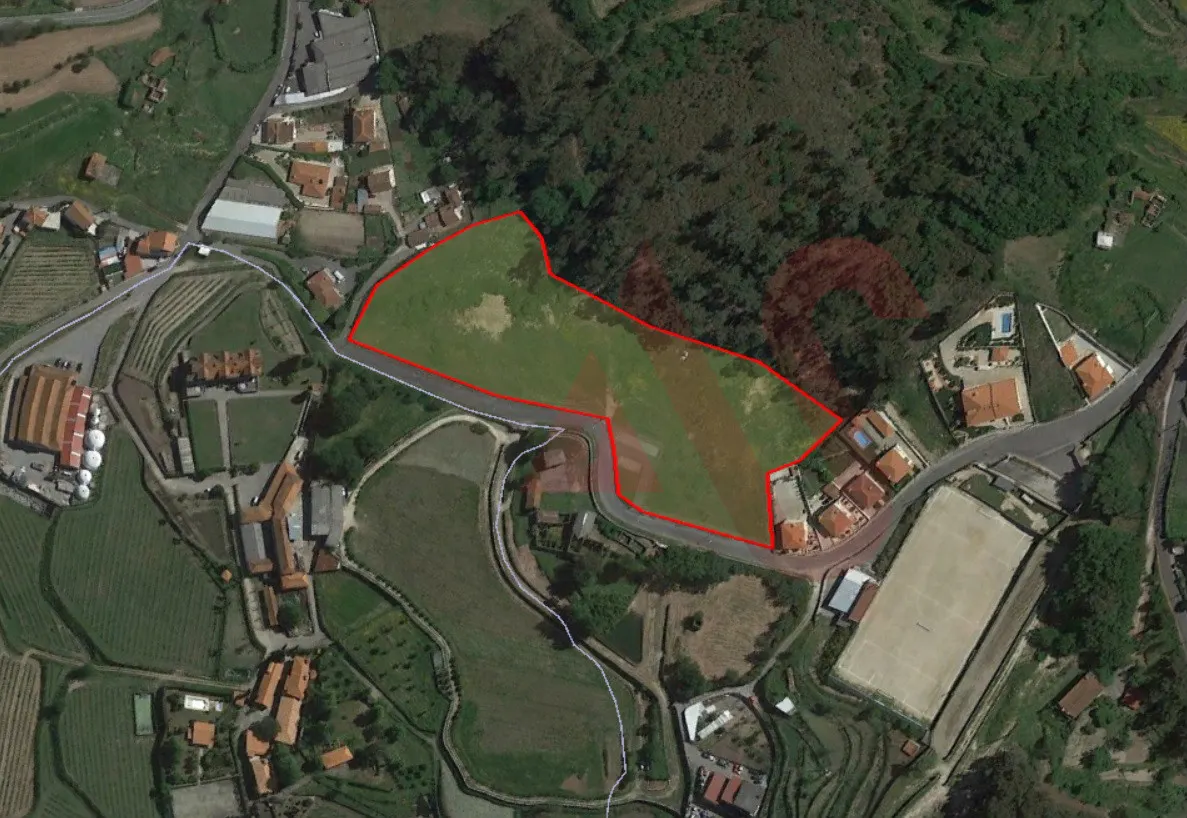 Terreno Urbano T0 - Regilde, Felgueiras, Porto - Miniatura: 1/9
