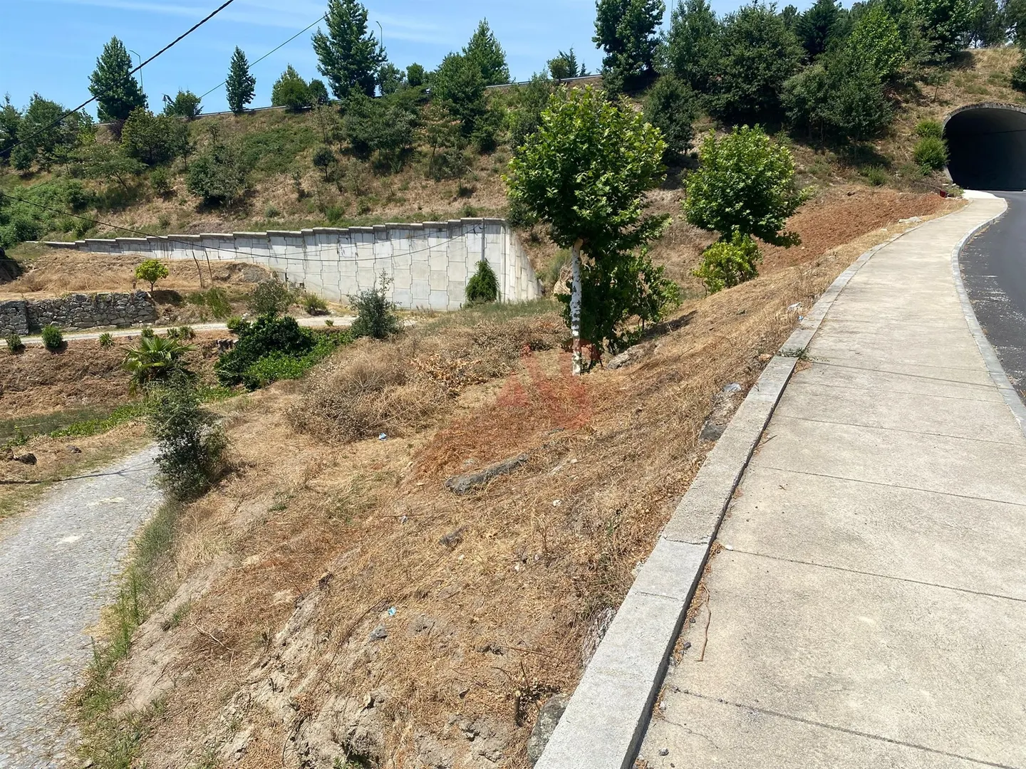 Terreno Urbano T0 - Silvares, Lousada, Porto - Miniatura: 1/9