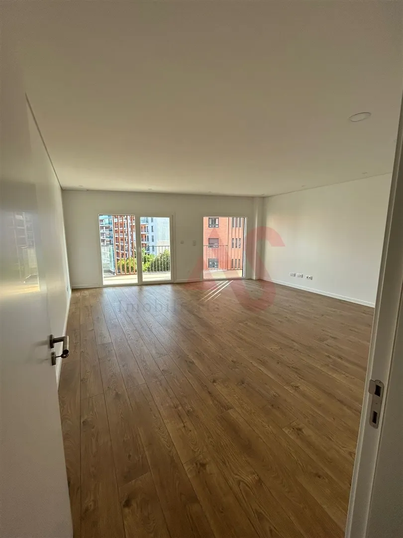Apartamento T2 - Odivelas, Odivelas, Lisboa - Miniatura: 3/9