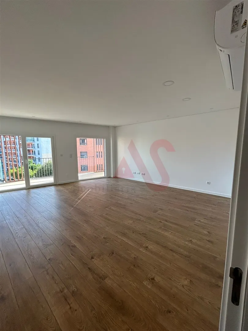 Apartamento T2 - Odivelas, Odivelas, Lisboa - Miniatura: 5/9