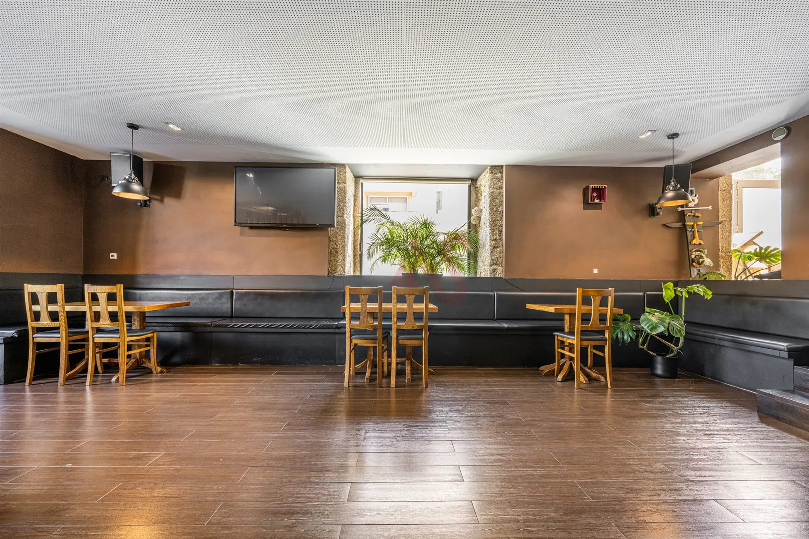 Bar/Restaurante T0 - Creixomil, Guimares, Braga - Miniatura: 9/9