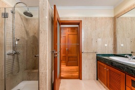 Moradia T4 - No Definido, No Definido, No Definido - Miniatura: 60/92