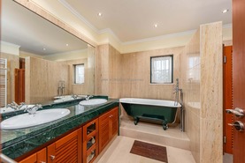 Moradia T4 - No Definido, No Definido, No Definido - Miniatura: 62/92