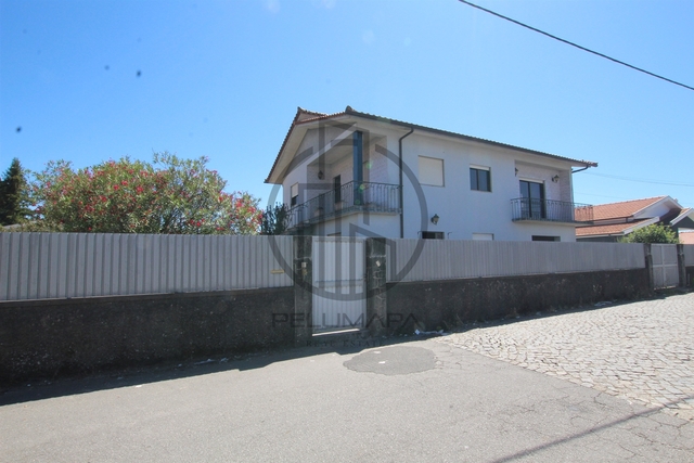 Moradia T5 - Deles, Vila Nova de Famalico, Braga - Imagem grande