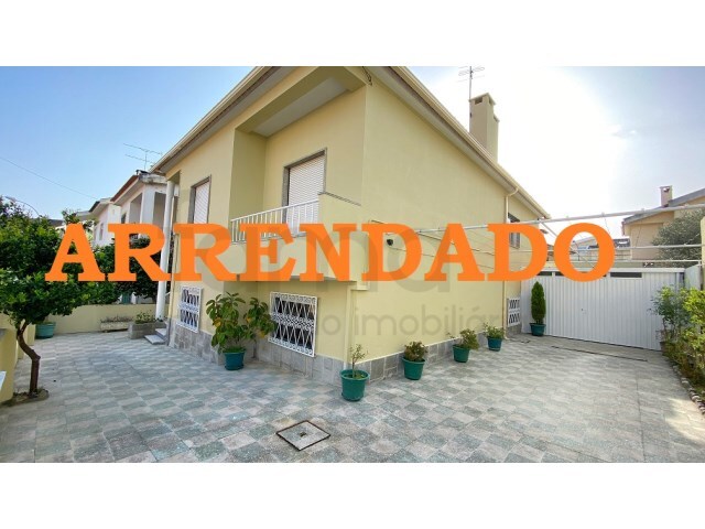 Moradia T5 - Carnaxide e Queijas, Oeiras, Lisboa - Imagem grande