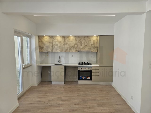Apartamento T2 - Almada, Almada, Setúbal - Imagem grande