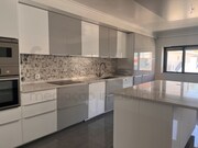 Apartamento T4 - �guas Livres, Amadora, Lisboa - Miniatura: 2/9