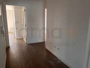 Apartamento T4 - �guas Livres, Amadora, Lisboa - Miniatura: 6/9