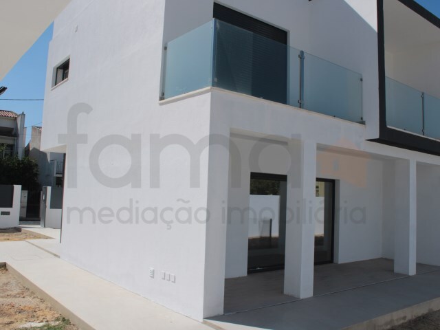 Moradia T3 - S�o Domingos de Rana, Cascais, Lisboa - Imagem grande
