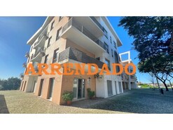 Loja - Carnaxide e Queijas, Oeiras, Lisboa