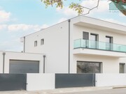 Moradia T4 - Eixo, Aveiro, Aveiro - Miniatura: 1/9