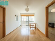 Quarto T1 - Gl�ria, Aveiro, Aveiro - Miniatura: 3/9