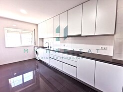 Apartamento T3 - Santo António dos Olivais, Coimbra, Coimbra