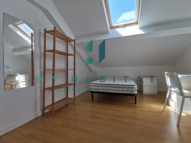 Quarto - S Nova, Coimbra, Coimbra - Imagem grande