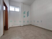 Loja - Santa Clara, Coimbra, Coimbra - Miniatura: 1/3