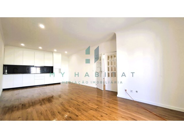 Apartamento T3 - São Martinho do Bispo, Coimbra, Coimbra - Imagem grande