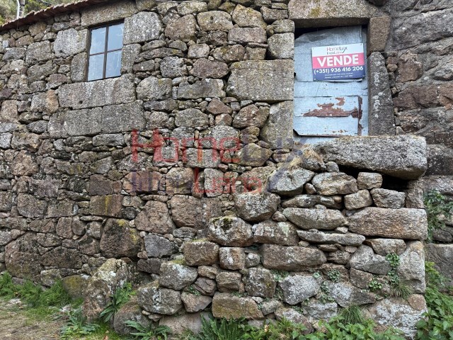 Moradia T1 - Gosende, Castro Daire, Viseu - Imagem grande