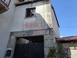 Moradia T1 - Pindelo dos Milagres, S�o Pedro do Sul, Viseu