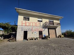 Moradia T4 - Cepes, Lamego, Viseu