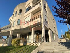 Loja - Milheir�s, Maia, Porto