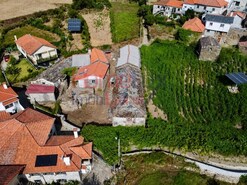 Moradia T3 - N�o Definido, Castro Daire, Viseu