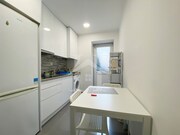 Quarto T1 - Areeiro, Lisboa, Lisboa - Miniatura: 2/9