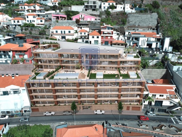 Apartamento T3 - Câmara de Lobos, Câmara de Lobos, Ilha da Madeira - Imagem grande