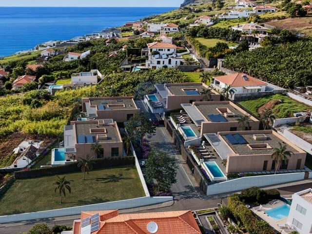 Moradia T3 - Estreito da Calheta, Calheta (Madeira), Ilha da Madeira - Imagem grande