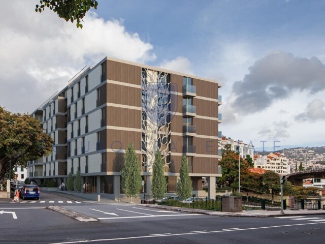 Loja - Santa Luzia, Funchal, Ilha da Madeira - Imagem grande