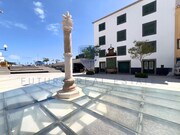 Com�rcio - S�, Funchal, Ilha da Madeira - Miniatura: 8/9