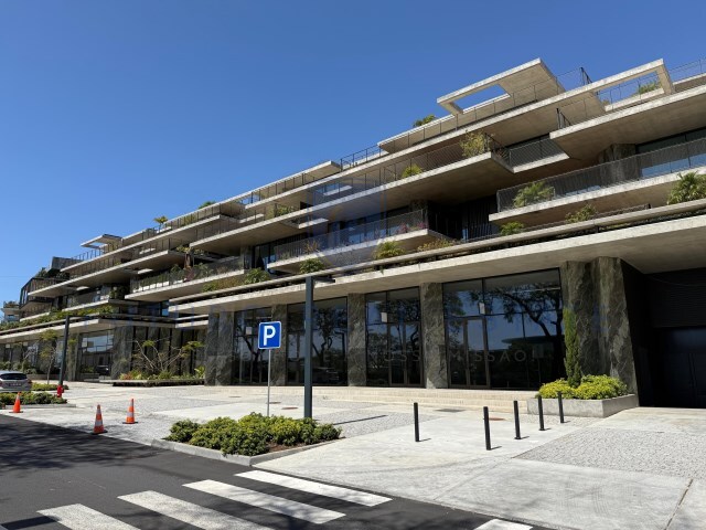 Com�rcio - S�o Martinho, Funchal, Ilha da Madeira - Imagem grande