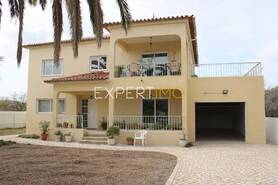 Moradia T4 - Santa B�rbara de Nexe, Loul�, Faro (Algarve)