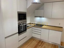 Com�rcio - �guas Livres, Amadora, Lisboa - Miniatura: 5/12