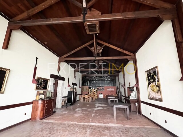 Com�rcio - Taveiro, Coimbra, Coimbra - Imagem grande