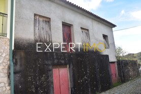 Moradia T0 - Figueir� dos Vinhos, Figueir� dos Vinhos, Leiria - Miniatura: 8/16